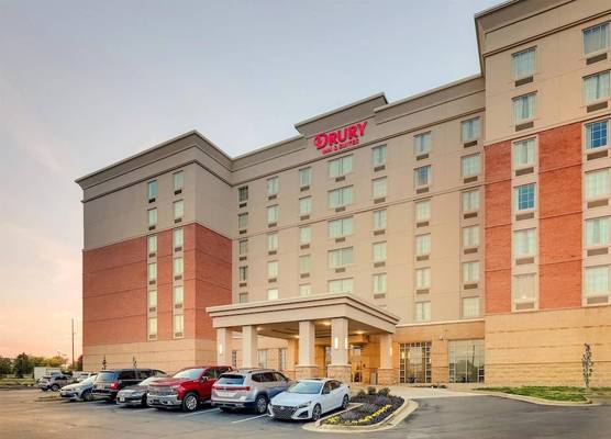 Drury Inn & Suites Dayton North 1