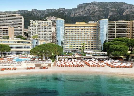 Le Méridien Beach Plaza 1