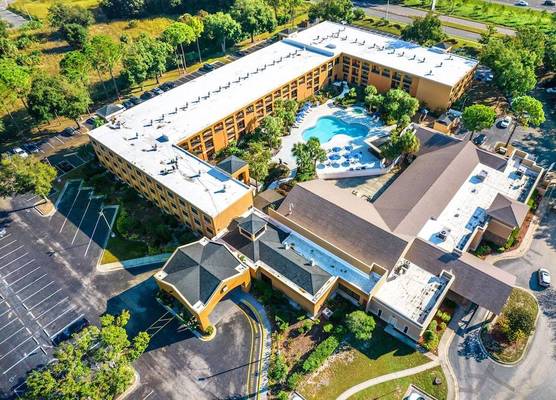 Mi Casa Hotel 1