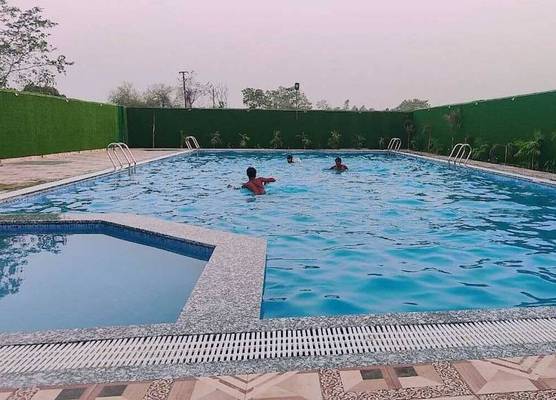 Shiva Palace by Golden Leaf Hotels 1