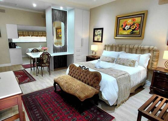 Royal Ridge Guesthouse 1