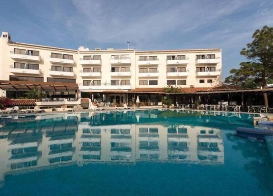 Paphos Gardens Apartments 1