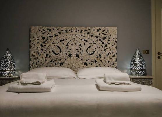 Piazza Dante Suites in Naples 1