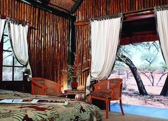 Camelthorn Kalahari Lodge 1