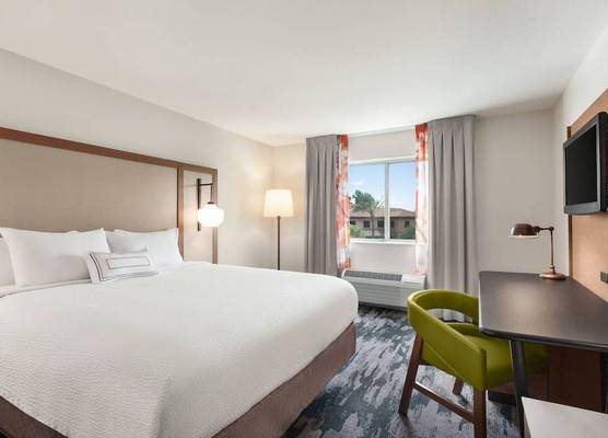Fairfield Inn by Marriott Visalia Sequoia 1