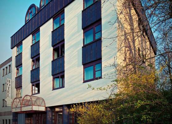 Hotel am Schloss Broich 1