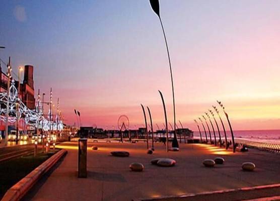 Las Palmas Hotel by the Sea 1