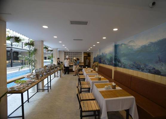 Urban Logde Hotel 1