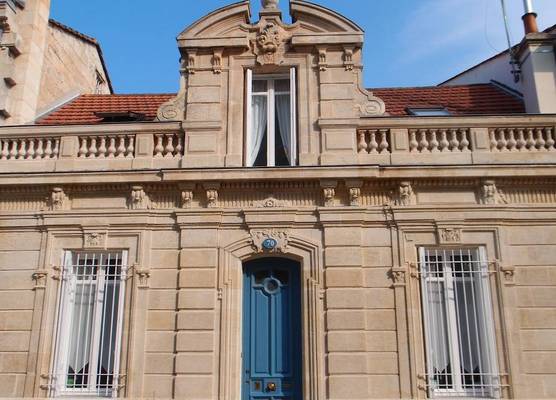 C'est une maison bleue - a blue lodge in Bordeaux 1