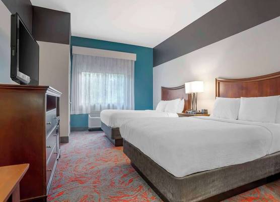 Best Western Plus Daphne 1