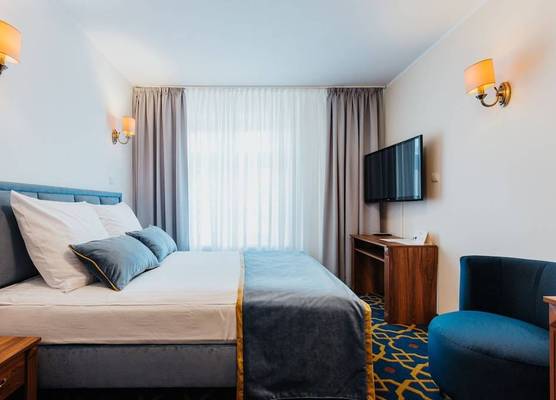 Hotel Jan 1