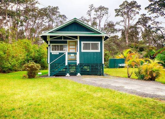 Lava Lodge at Hale Kilauea 1