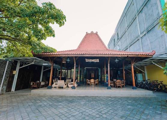 Puri Sidikan Inn 1