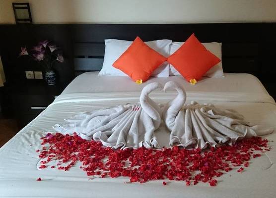 Agus Beach Inn 1