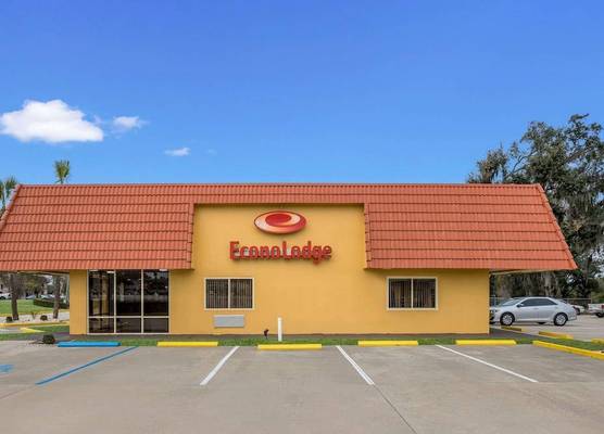 Econo Lodge Live Oak 1