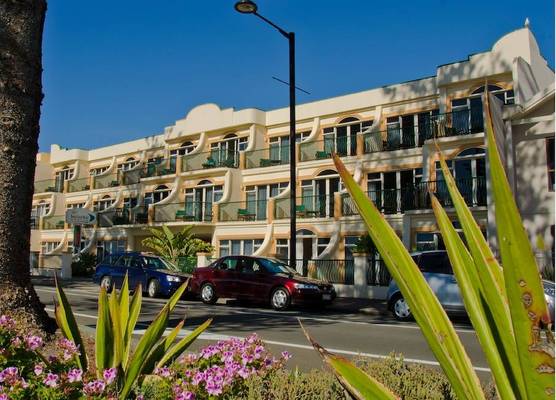 Beachfront Motel 1