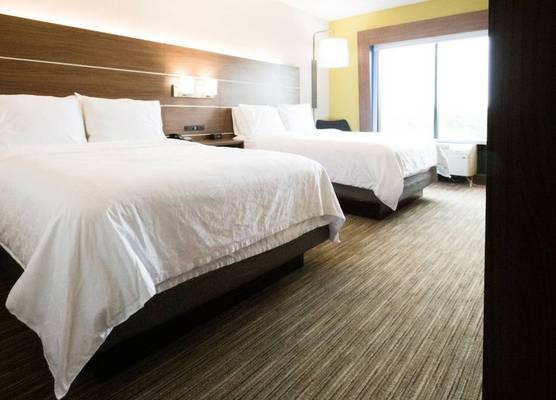 Holiday Inn Express & Suites LEXINGTON NW-THE VINEYARD by IHG 1