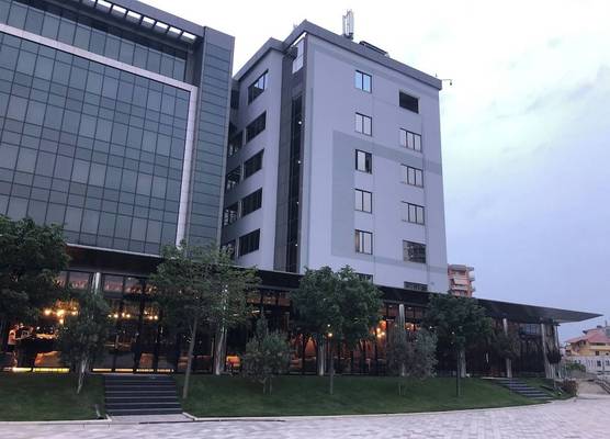 Riverside rooms at Hotel Fieri 1