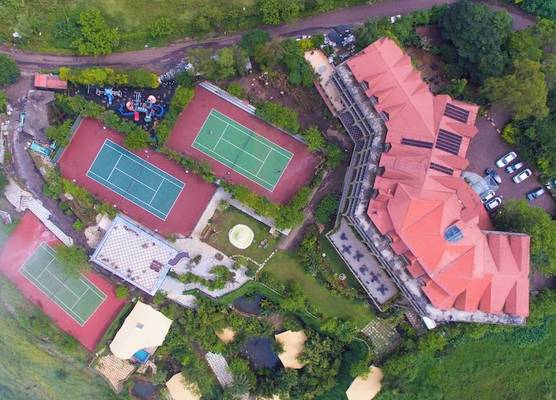 Ravine Hotel 1