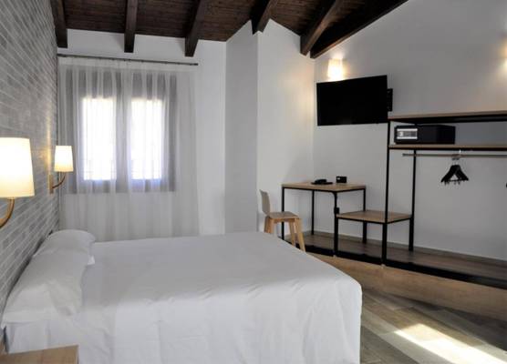Hostal Restaurante Villa de Brihuega 1