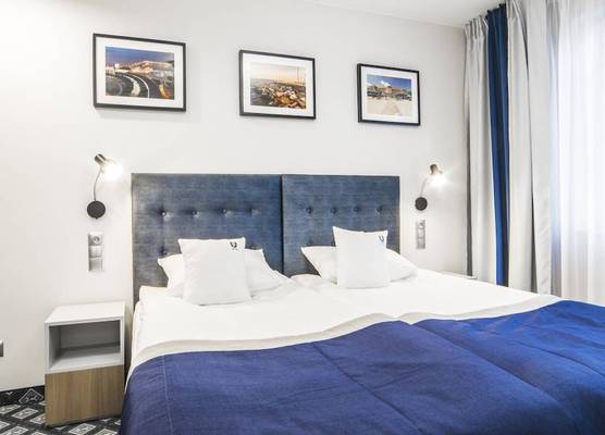 Hotel Urbi 1