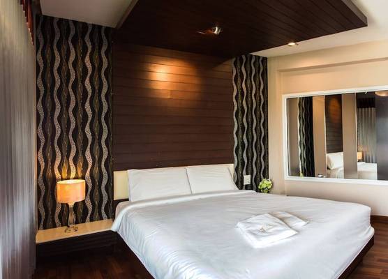 The Ring Hotel 1