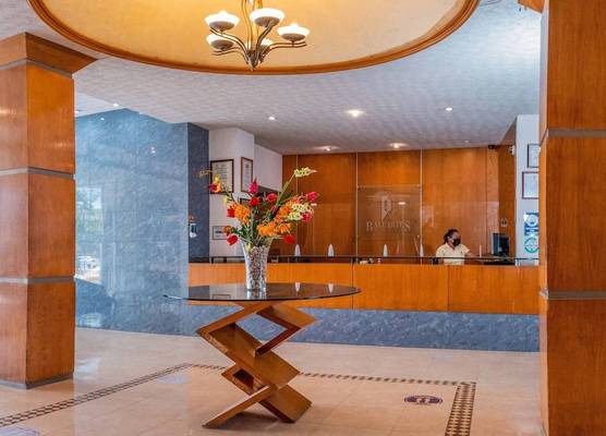 Hotel Baluartes 1