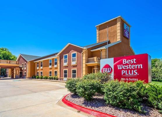 Best Western Plus Midwest Inn & Suites 1
