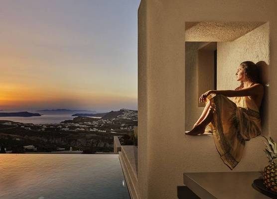 Halcyon Days Suites 1