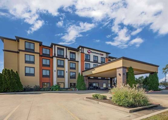 Best Western Plus Tupelo Inn & Suites 1