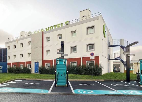 B&B HOTEL Cergy Pierrelaye 3 étoiles 1