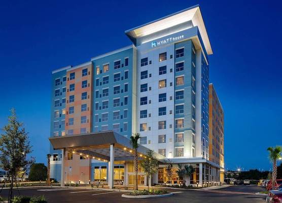 Hyatt House across from Universal Orlando Resort 1