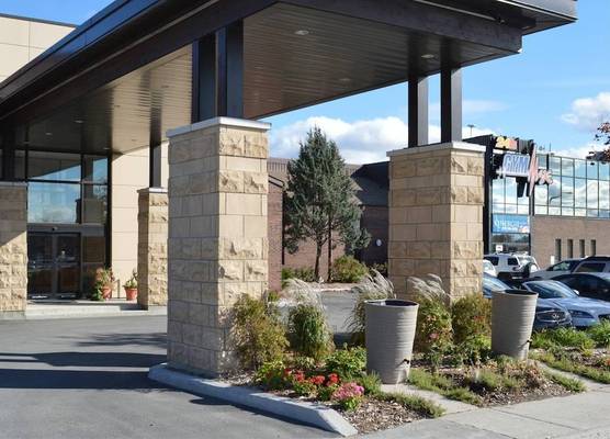 Quality Inn & Suites 1