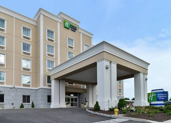 Holiday Inn Express & Suites PEEKSKILL-LOWER HUDSON VALLEY by IHG 1