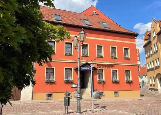 "Zur Altstadt - Am Fuße der Osterburg" Gaststätte, Pension, FEWO 1