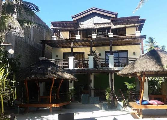 Residencia Boracay 1