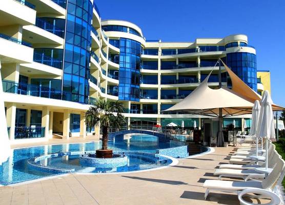 Aparthotel Marina Holiday Club - All Inclusive & Free Parking 1