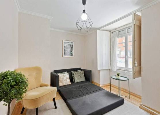 Portuguese Design 1 Bedroom Apartment in the Heart of Lisbon 1