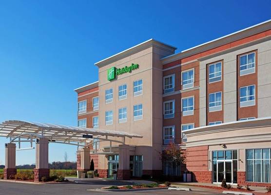 Holiday Inn AURORA NORTH- NAPERVILLE by IHG 1