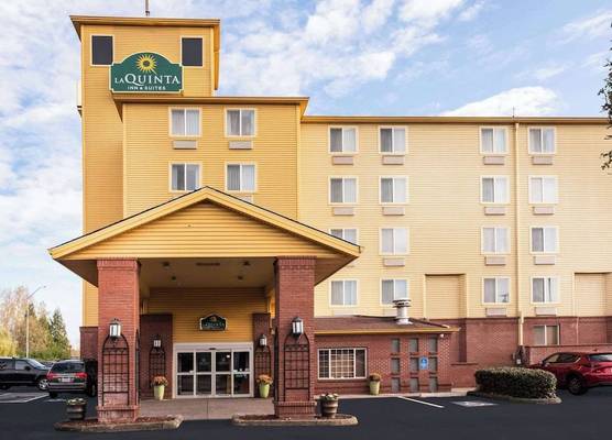 La Quinta by Wyndham Portland Airport 1