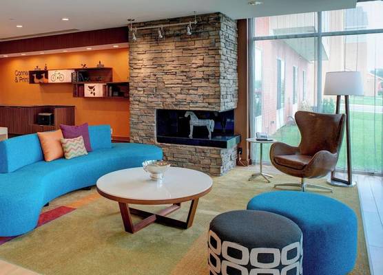 Fairfield Inn & Suites by Marriott Detroit Troy 1