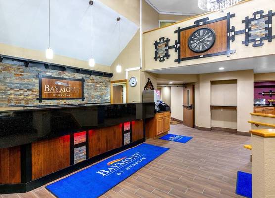 Baymont Inn & Suites by Wyndham Mukwonago 1