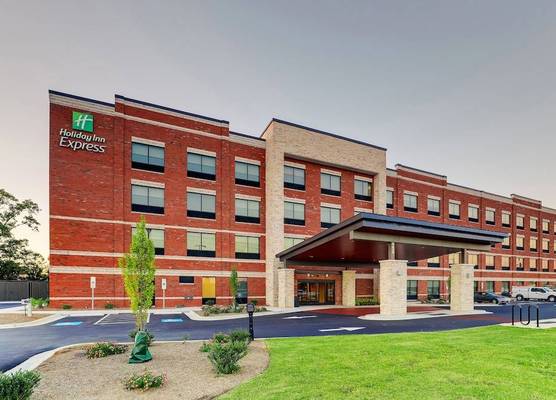 Holiday Inn Express HOLLY SPRINGS - RALEIGH AREA by IHG 1