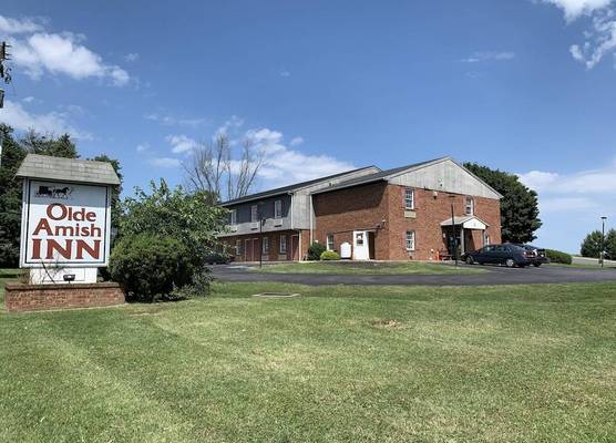 Olde Amish Inn 1