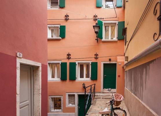 Apartments and Rooms Hey Rovinj 1