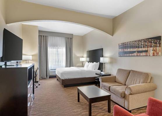 Best Western Plus Capital Inn 1