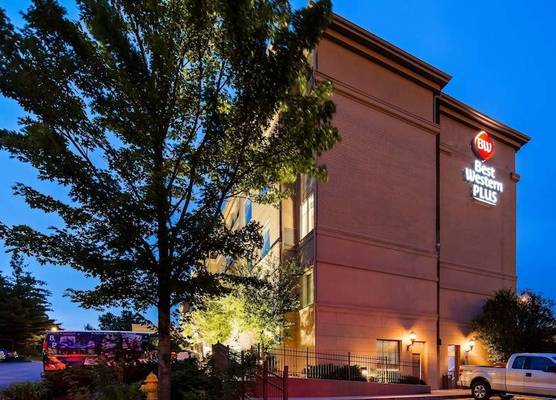 Best Western PLUS Hannaford Inn & Suites 1