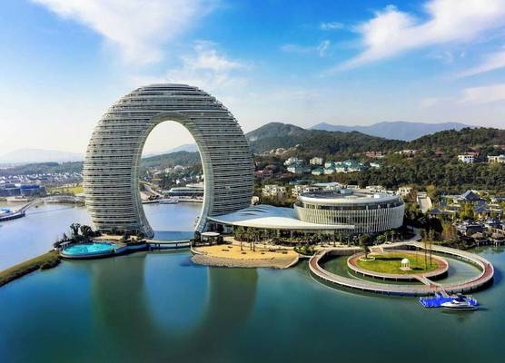 Sheraton Huzhou Taihu Lake Hot Spring Resort & Spa 1