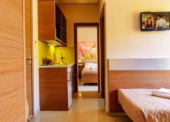Relax Hotel 1