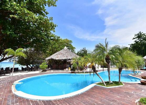 The Reef Resort 1
